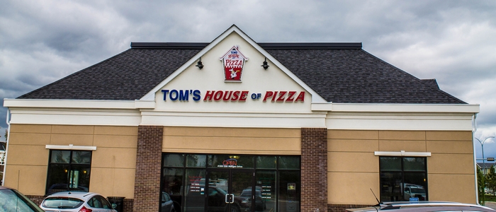 Tom's House Of Pizza